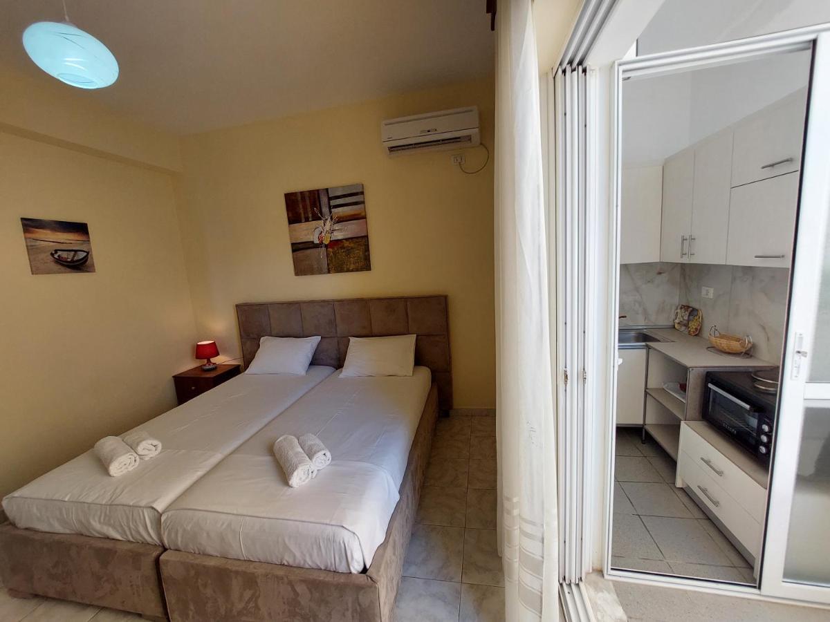 The Sun House Sarande Exterior photo