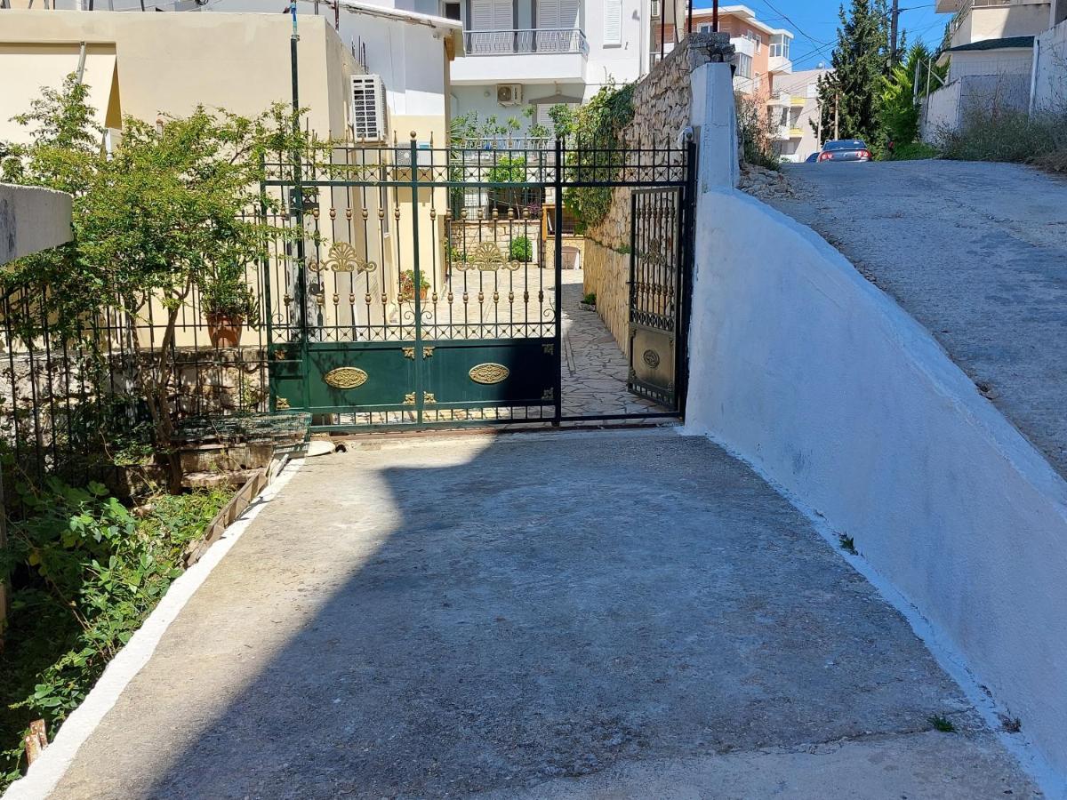 The Sun House Sarande Exterior photo