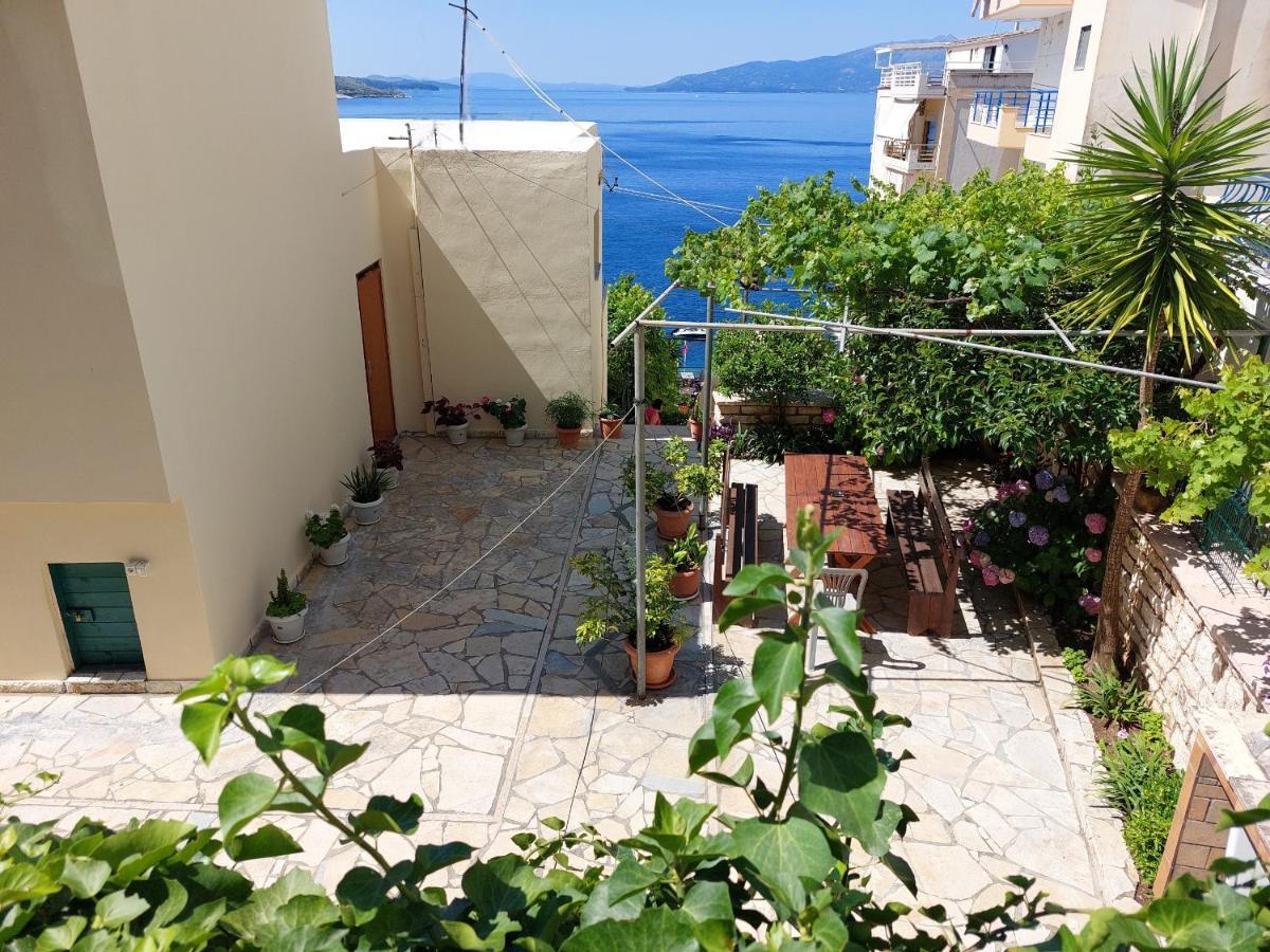 The Sun House Sarande Exterior photo